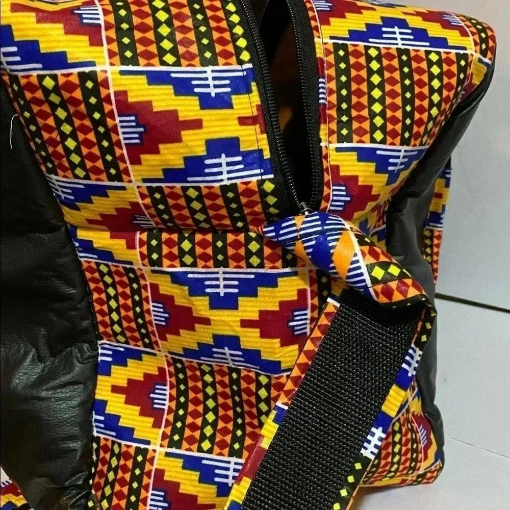 Handcrafted  unisex Ankara print vinyl leather duffel weekend travel bag - Picture 6 of 11